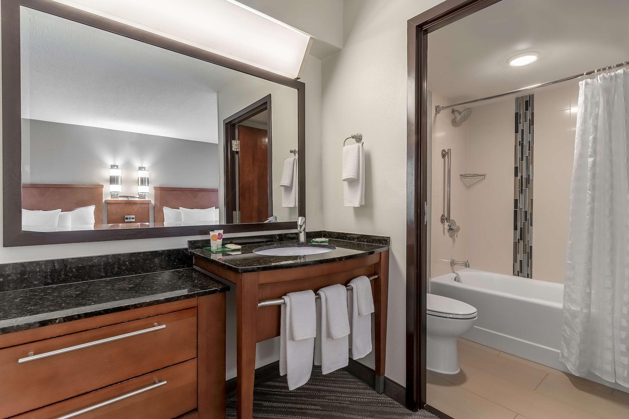 Hyatt Place Richmond Arboretum Bagian luar foto