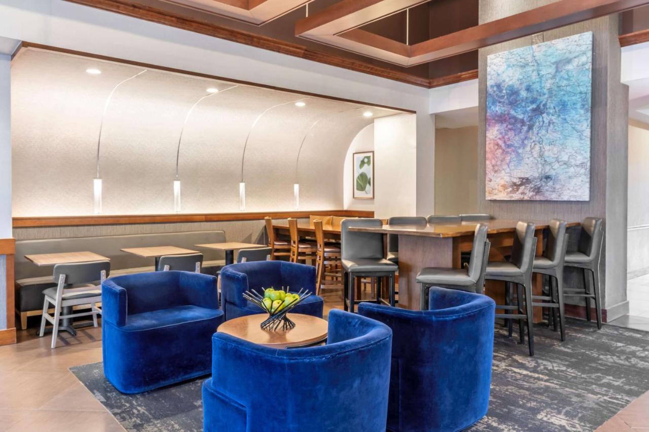 Hyatt Place Richmond Arboretum Bagian luar foto