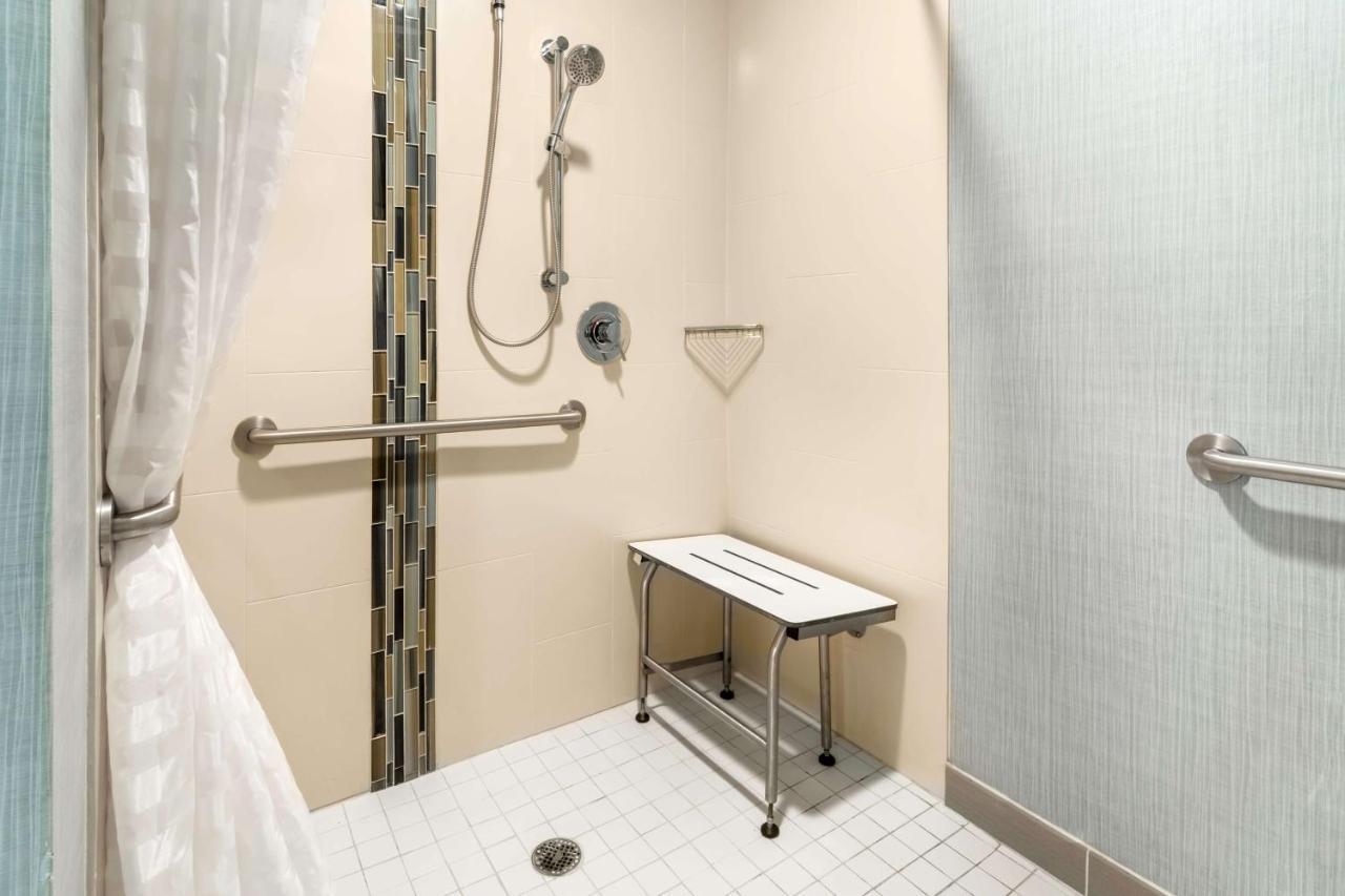 Hyatt Place Richmond Arboretum Bagian luar foto